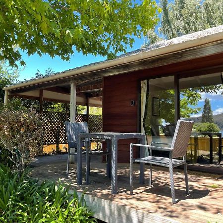 Motuoapa Bay Chalets Turangi Exterior photo